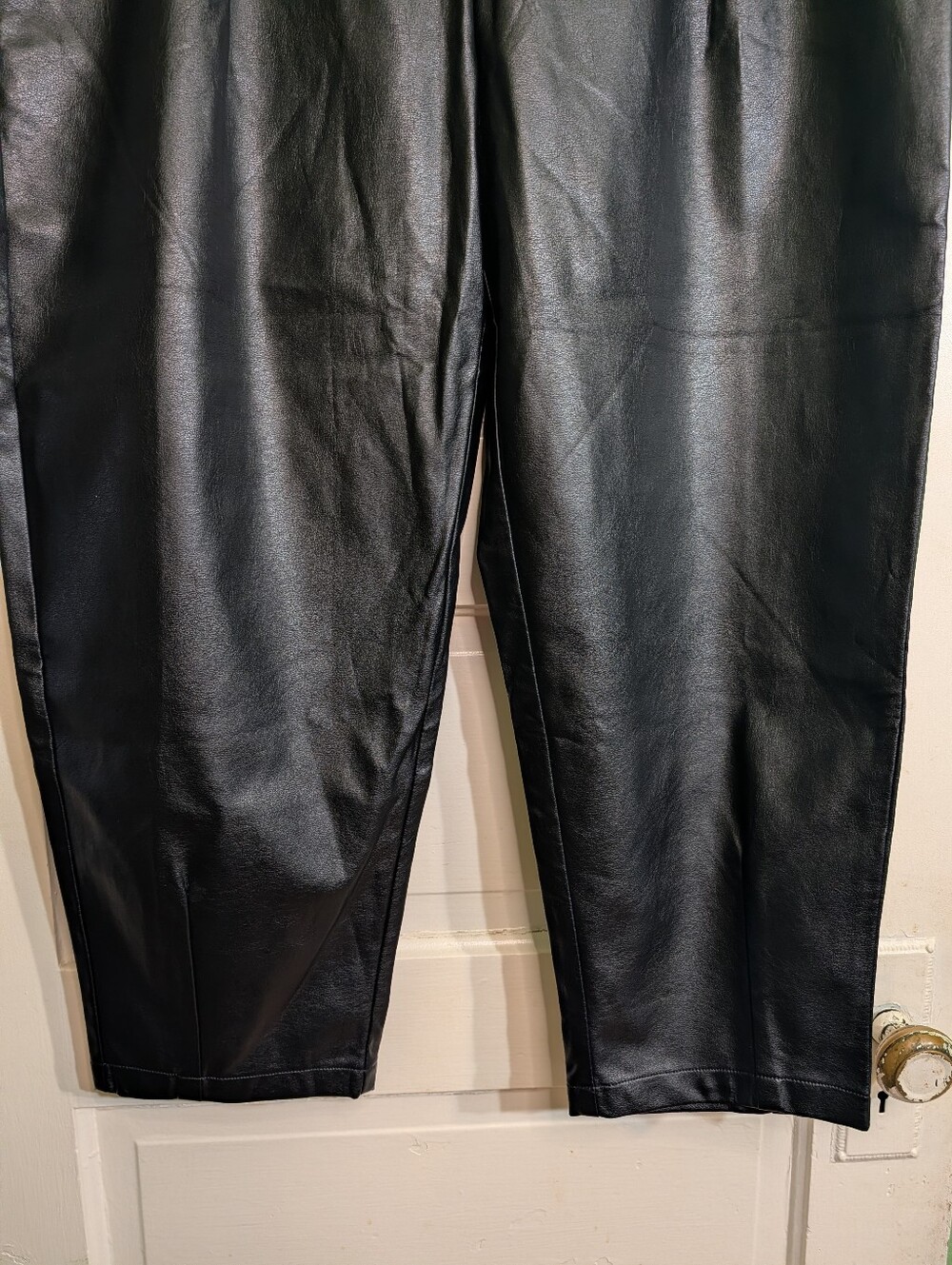 NWT SETA Apparel XXL Black Faux Leather Baggy Cropped Pants - Picture 4 of 9